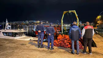 Gemlik'te 350 kilogram kaçak midye ele geçirildi