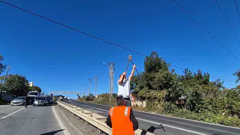 Tekirdağ’da enerji nakil hatları için yol kapatıldı, merak uyandırdı