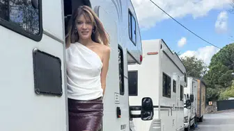 Ayça Varlıer Haysiyet dizisinin setinden paylaştığı fotoğraflarla beğeni topladı