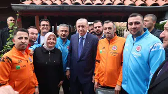 Cumhurbaşkanı Erdoğan, İstanbul Kastamonuspor heyetini Fatih'te kabul etti