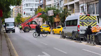 Eskişehir'de inşaat çalışması trafiği kilitledi