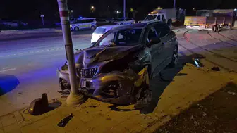 Eskişehir'de kavşakta iki araç çarpıştı: 3 yaralı