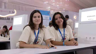 İzmir Ekonomi Üniversitesi öğrencileri, kanser araştırmasıyla TEKNOFEST ödülü kazandı