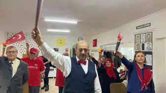 Odunpazarı Belediyesi'nin yaşlı bakım merkezlerinde Cumhuriyet coşkusu yaşandı
