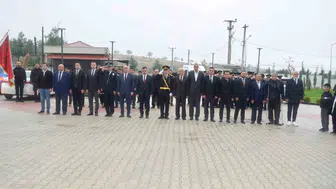 Dicle'de 29 Ekim Cumhuriyet Bayramı kutlamaları çelenk töreniyle başladı