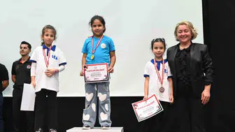 Bozüyük'te düzenlenen satranç turnuvasında 62 sporcu hamle yaptı
