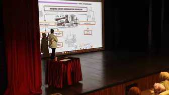 720 KPSS ön lisans adayı genel tekrar programına katıldı