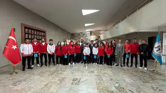 Başkan Aksun, uluslararası başarı elde eden sporcuları kabul etti