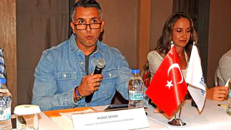 Alaçatı Wind Fest 2026 başladı: Dünyanın genç sörfçüleri Alaçatı’da buluştu