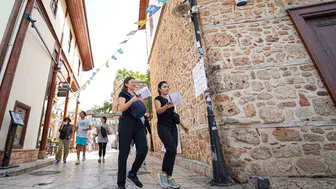 Kaleiçi'nde oryantiring yarışı 800 katılımcıyla gerçekleşti