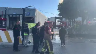 Bursa'da mobilya fabrikasında büyük yangın, 30 itfaiye ve tanker olay yerinde