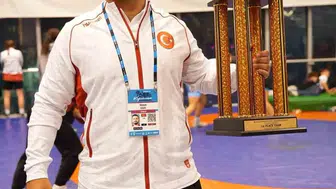 Manisalı güreşçi İbrahim Mert Eren Balkan Şampiyonu oldu