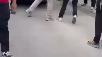 Mudanya'da okul önünde servis şoförleri arasında kavga çıktı