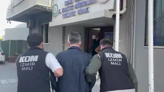 İzmir Bayraklı Belediyesi'nde yolsuzluk operasyonu: Eski başkan Serdar Sandal gözaltında