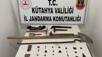 Kütahya'daki 'Anadolu Mirası' operasyonunda tarihi eserler ele geçirildi