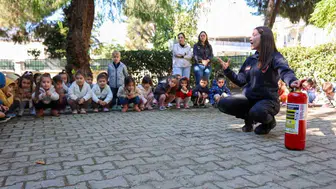 Aydın'da minik öğrencilere yangın ve acil durum eğitimi verildi