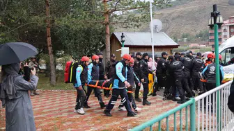 Bayburt’ta sağlık ekipleri deprem tatbikatı gerçekleştirdi