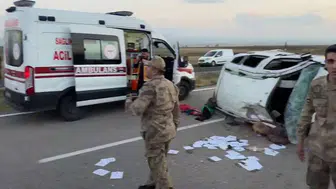 Ağrı'nın Patnos ilçesinde takla atan araçtaki 1 kişi ağır yaralandı