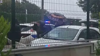 Avcılar'da okul önündeki trafik tartışmasında bekçi bir veliyi vurdu