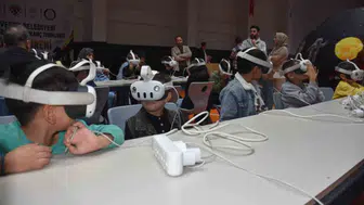 Siverek'te çocuklar uzay çadırı ve sanal gerçeklik etkinliğinde buluştu