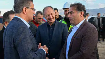 Vali Baruş ve Milletvekili Altınok yeni stadyum inşaatını inceledi