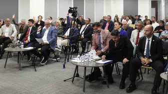 Mudanya'da bütçe evrakları krizi meclise damga vurdu
