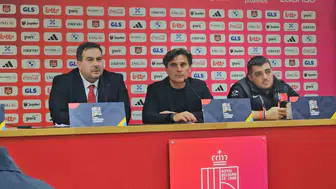 Vincenzo Montella'dan A Ligi değerlendirmesi: 'Bir ayrıcalık, bir suç değil'