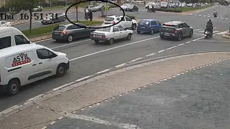 Kayseri'de otomobilin ani manevrası kaza ile sonuçlandı
