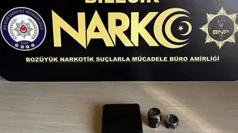 Uyarıcı madde imalatında telefon incelemesiyle üç kişi yakalandı