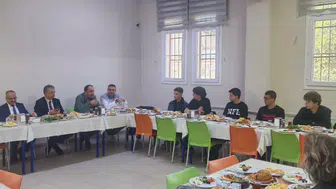 Nazilli'de eğitim yöneticileri lise öğrencilerinin taleplerini dinledi