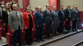 Meme kanserinde farkındalıktan erken tanıya sempozyumu yapıldı