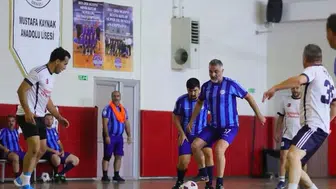 Denizli'de Kamu Spor Oyunları şampiyonları kupalarını aldı
