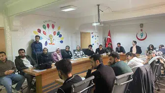 Elazığ'da sağlık çalışanları ve vatandaşlara yönelik meme kanseri eğitimi verildi