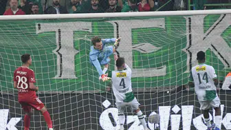 Bursaspor, Pendikspor'u 2-0 mağlup ederek üç puanı kaptı