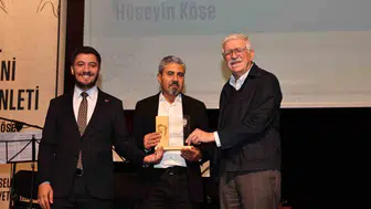 Nilüfer'de düzenlenen Mehmet H. Doğan Ödülü Hüseyin Köse'ye verildi