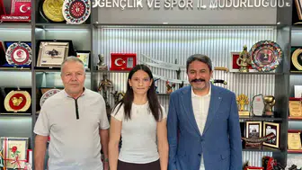 Eskişehirli öğrenci bilek güreşinde derece elde ederek Şampiyonlar Kampı’na katılacak