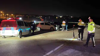 Düzce'de otomobil bariyerlere çarparak savruldu: 1 yaralı