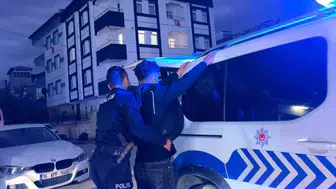 Kopya düzeneğiyle ehliyet sınavına giren aday gözaltına alındı