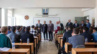 Ebyü rektörü Refahiye'de eğitim faaliyetlerini değerlendirdi