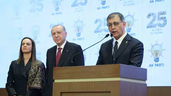 Cemil Tugay, CHP’den istifa edip AK Parti’ye katıldı