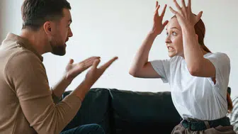 Aşkınızı nefrete dönüştüren 7 büyük hata: İlişkinizi kurtarmak için bunları asla yapmayın!