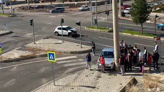 Diyarbakır’da iki araç çarpıştı: 3 yaralı