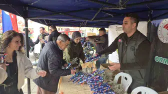 Eskişehir'de Cumhuriyet'in 103'üncü yılına özel bin 103 lavanta fidanı dağıtıldı