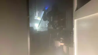 Bursa'da balkon yangını itfaiye ekipleri tarafından söndürüldü