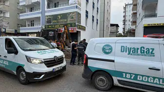 Diyarbakır'da iş makinesinin çarptığı doğal gaz borusu çatladı