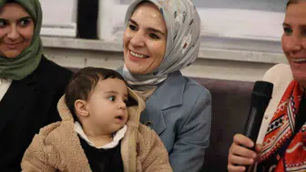 Bakan Göktaş, Afyonkarahisar'da Sultandağı Anne Kız Buluşması'na katıldı