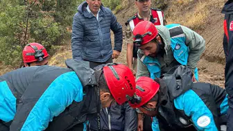 Yağış nedeniyle Geriş köyünde mahsur kalan hastaya ulaşıldı