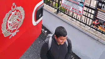 Antakya'da yoğun yağışta mahsur kalan çocuk ve yetişkin kurtarıldı