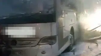 Yolcu otobüsünde motor yangını: Otobüs kullanılamaz hale geldi
