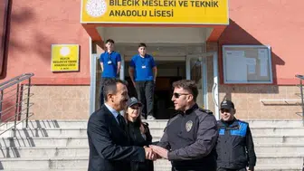 Bilecik’te emniyet müdürü okul güvenliği için öğretmenlerle buluştu